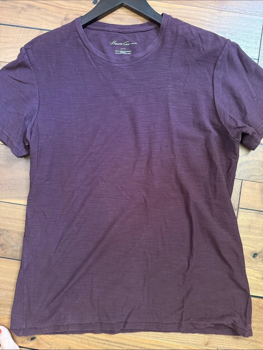 Men's Crewneck Short Sleeve T-Shirt - Burgundy by Kenneth Cole Sz L